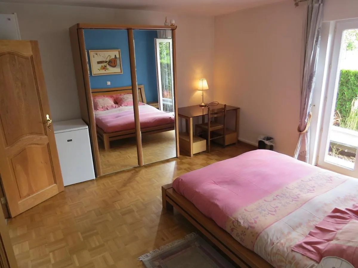 La Maison Du Bonheur Beringen Guest house